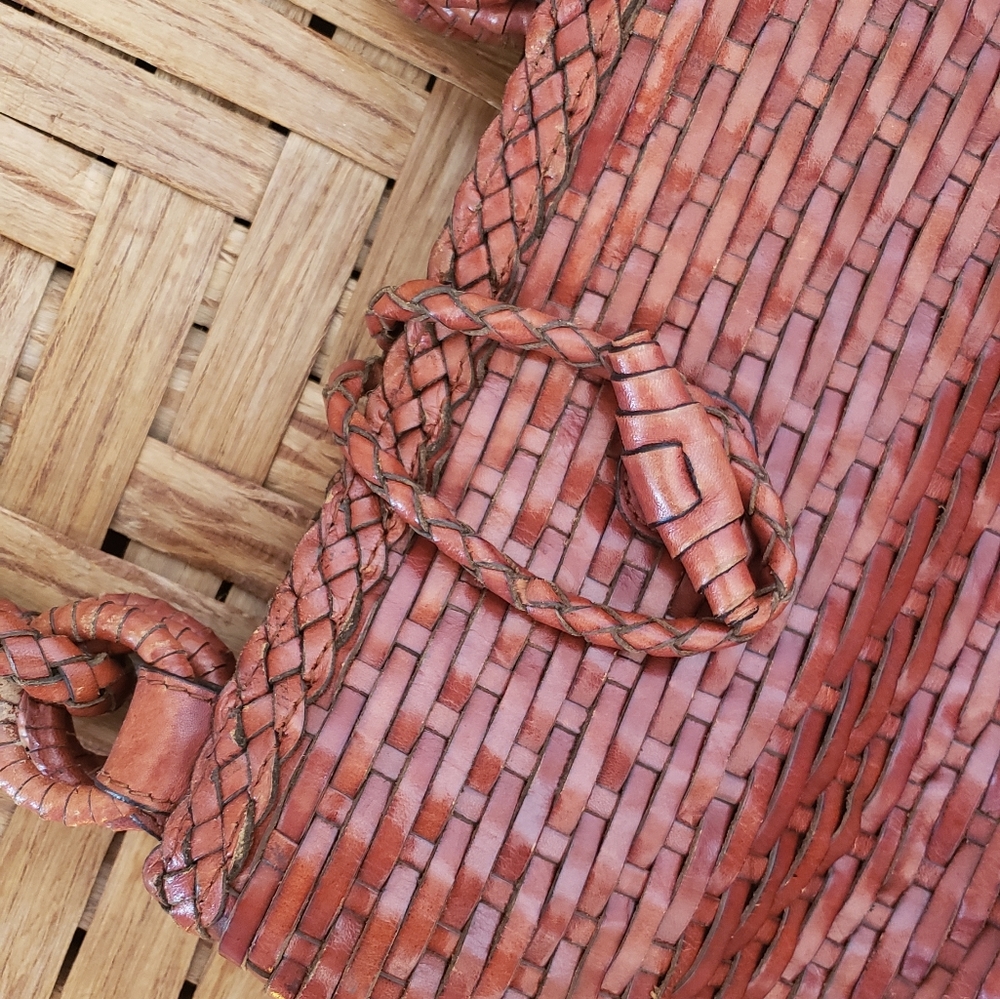 Vintage Leather Basket Weave Saddle Bag - Picture 7 of 9